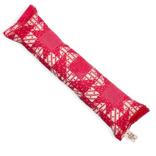 Load image into Gallery viewer, Catnip Kicker Log - Vintage Red Heart Quilt Block