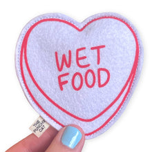 Load image into Gallery viewer, WET FOOD - Catnip Candy Heart Toy

