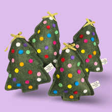 Load image into Gallery viewer, Catnip Christmas Tree
