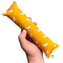 Load image into Gallery viewer, Catnip Kicker Log - Gold Chicken Print
