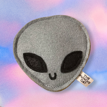 Load image into Gallery viewer, Catnip Grey Alien Head

