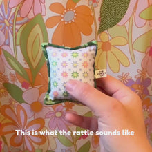 Load and play video in Gallery viewer, The Punchy Pillow -  Vintage Quilt
