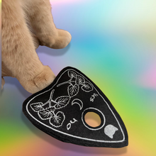 Load image into Gallery viewer, Catnip Planchette Toy - Black
